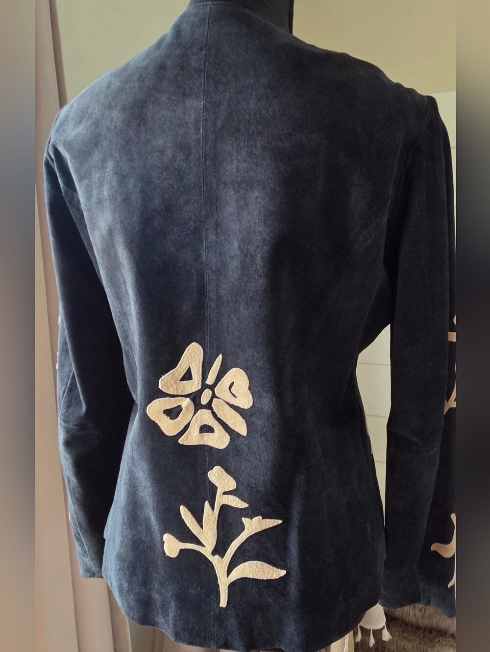 B&J Black Suede Floral Applique Jacket Autumn Outerwear Collarless Leather Coat - Picture 10 of 11